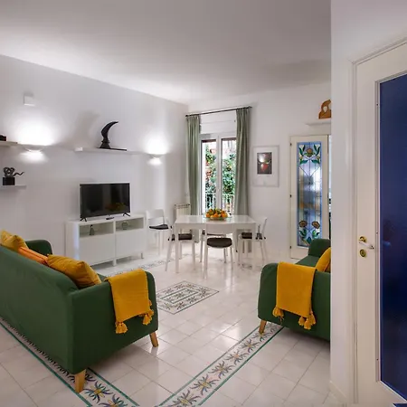 Apartamento Sara *